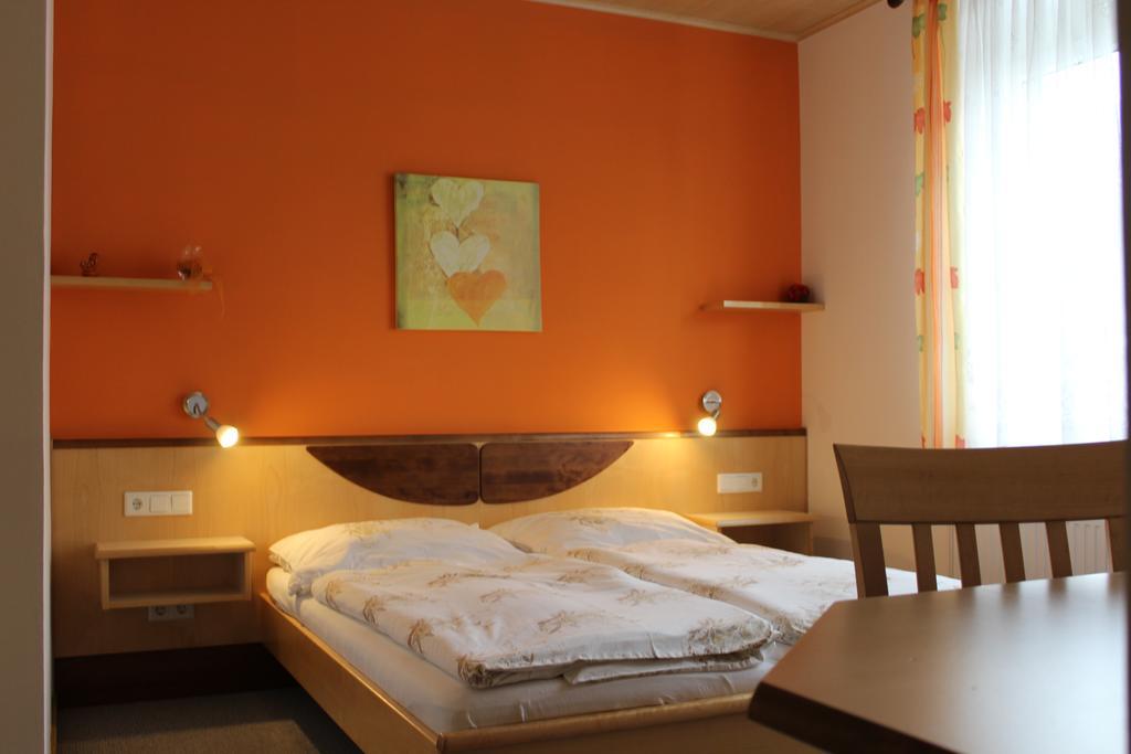 Gaestehaus Karassowitsch Rust Δωμάτιο φωτογραφία